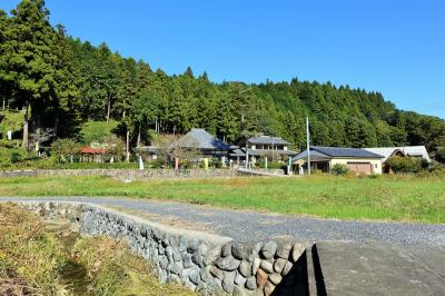 秋の秩父ひとり旅（後半）～念願の新木鉱泉旅館に宿泊、そして札所３番と秩父神社