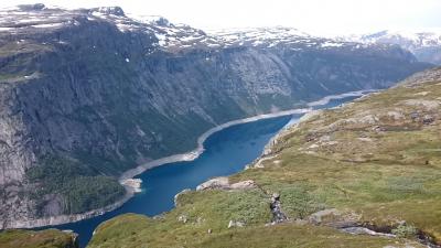 ラマダン明け休みノルウェー旅行201607　トロルの舌ハイキング編-1