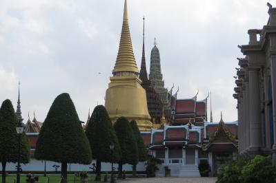 タイ開国11月1日、早速エメラルド寺院等に視察へ行きました！