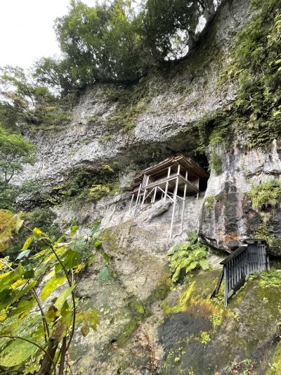 山陰の旅　えっー！ここを登るの？投入堂