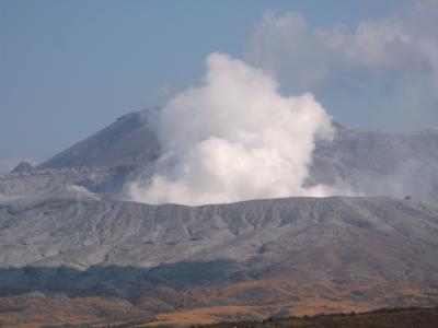 熊本・長崎９日間の旅　①　噴火したばかりの阿蘇へ