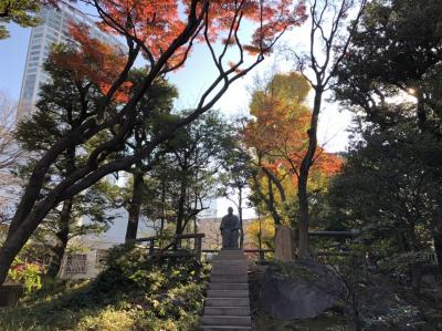 赤坂　朝の散歩②高橋是清公園と銀杏並木