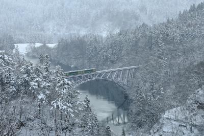 冬旅、雪の会津旅（３）。只見川第1橋梁展望台に行く。