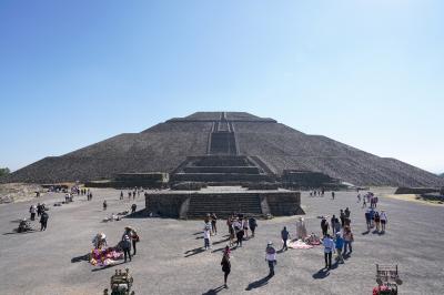 メキシコ　テオティワカン遺跡(Teotihuacan)観光とホテル滞在　2021年12月