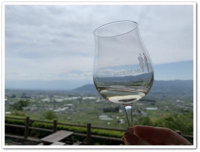 山梨の中心で愛をsake部。ぶどうの丘ワインカーヴで山ほどワインの試飲、夜は七賢で日本酒堪能のアルコール三昧の旅