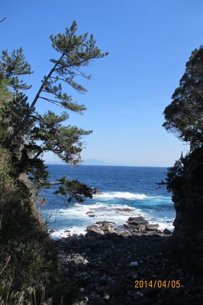 海の絶景　城ヶ崎海岸を散策と伊豆ぐらんぱる公園でパークゴルフ