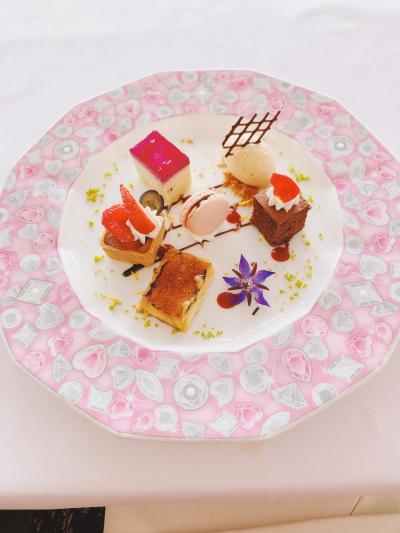 2022東京女ひとり旅(リッツカールトン東京アフタヌーンティーとモナリザ丸の内店)