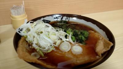 松本駅構内　蕎麦屋　「山野草」　立ち食い蕎麦　激うまでした。