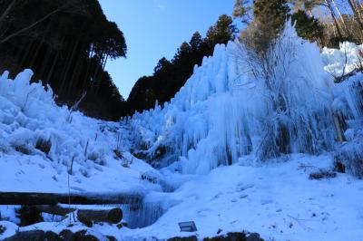 冬の風物詩♪　稲武の氷瀑、巨大ツララは見ごろでした♪
