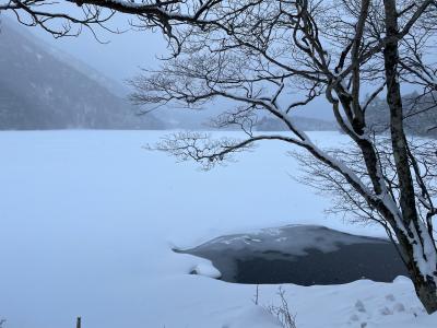 2022年 栃木の温泉③奥日光・湯元温泉（中禅寺湖、華厳滝の爆氷）