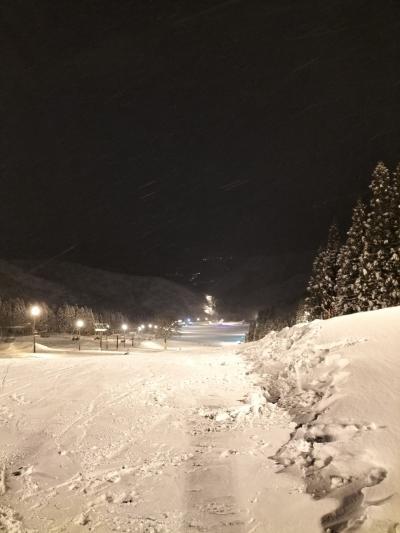 仕事終わりに新幹線の乗って越後湯沢でスノーボード