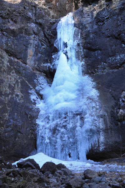 自然が作り出すアート「麻苧の滝」