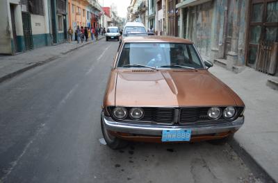 南国キューバの旧市街