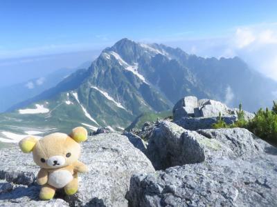 立山は雄山の頂を目指すクマ　その１