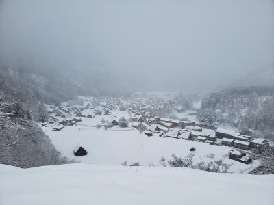 春休み  雪の白川郷と富山温泉旅行１