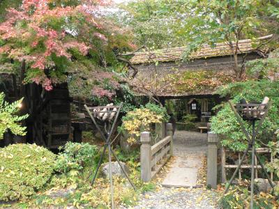 古稀の祝：紅葉も美しい秋川渓谷にある、味も美味い黒茶屋で祝った。