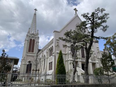 ひょうごさんぽ　　　春の夙川（しゅくがわ）を歩く～夙川カトリック教会へ。