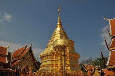 2015年タイ旅行記　第10回　チェンマイを代表する美しい寺院ドイ・ステープへ