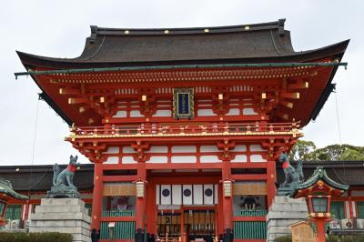 おじじとおばぁのコテコテ大阪めぐりと京都・神戸　３日目前半は伏見稲荷と平安神宮