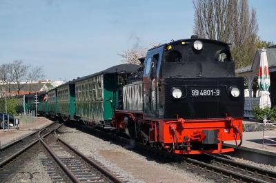 ドイツ鉄道の旅（その５ 北ドイツリューゲン島 ビンツからゲーレンまで狭軌鉄道のＳＬ列車に乗車）