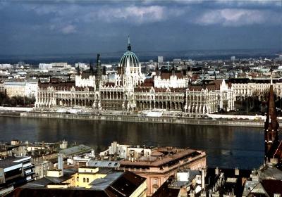 【宝箱を探せ！ ＞ 本日のお題】ハンガリー