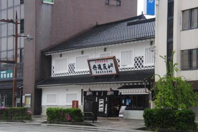GWは初めての富山へ！9日間でくるっと廻ってきました。　その8　雨の中の富山市観光　富山と言えば薬売り。この日は老舗薬屋さんからお寺巡りへ。