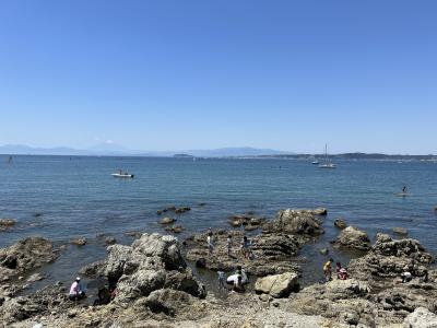 初夏の葉山さんぽ、一色海岸から森戸海岸