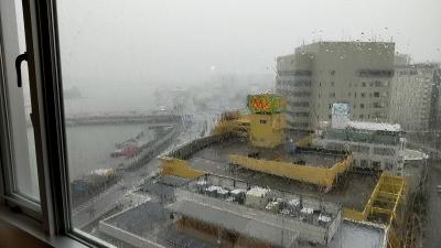 記録的豪雨の中で那覇ステイ