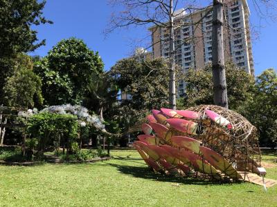 ダウンタウンのど真ん中！フォスターボタニカルガーデンでのんびり〜!