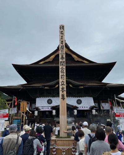 母と2人でご開帳中の善光寺に参拝してきました