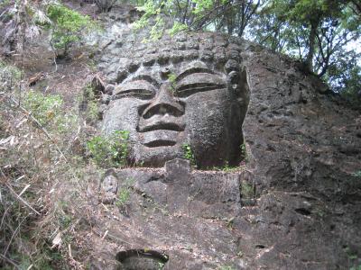 摩崖仏と天井画　城下町小幡を歩く　こんにゃくパークもねッ