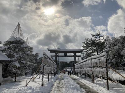 年越し能登とあわら温泉の旅②　時々吹雪の輪島朝市と千里浜なぎさドライブウェイと和倉温泉の大晦日