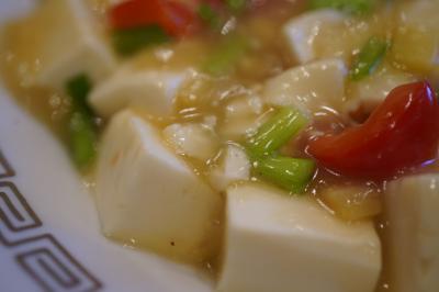 20220625-2 豊洲 やじ満の"今日だけの『料理』"は、海老豆腐。