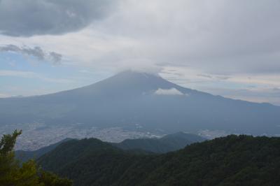 富士山眺めに三ツ峠山