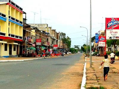 スバイリエンの目抜き通りで