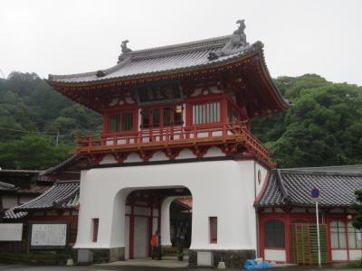 武雄温泉駅から武雄温泉街周辺を散策しました