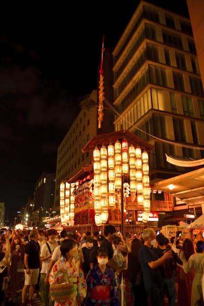 2022年、3年ぶりに山鉾巡行がある祇園祭、前日の宵山の人混みの凄さに驚き (@0@);;　コロナ感染覚悟の上で京都入りしました。