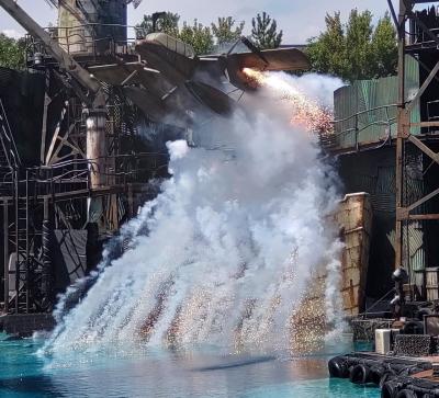 夏は「ウォーターワールド」！