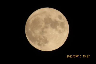 9月10日中秋の名月を見ました