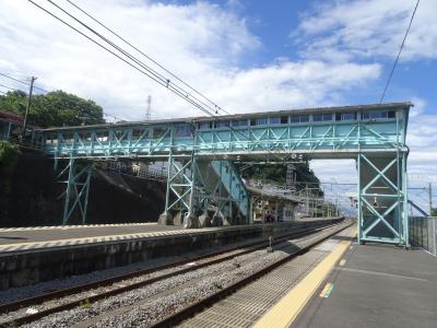 関東の駅百選の根府川駅