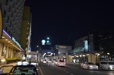 鉄道やバス路線が集中する京都駅烏丸口