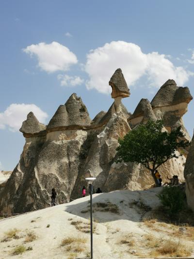 トルコ2022･･･（3）キノコ岩か妖精の煙突か　奇岩ニョキニョキ、カッパドキア