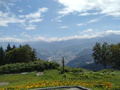 夏の湯沢高原スキー場を楽しむ