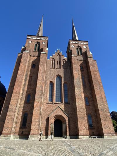 デンマーク旅行(3)　ロスキレ大聖堂の美しい棺の数々とヴァイキング船