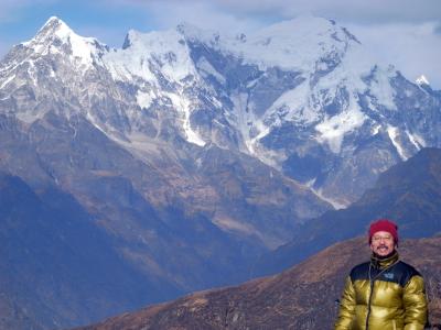 夫婦2人でネパールトレッキング、３　ラウルビナヤク4000ｍ 