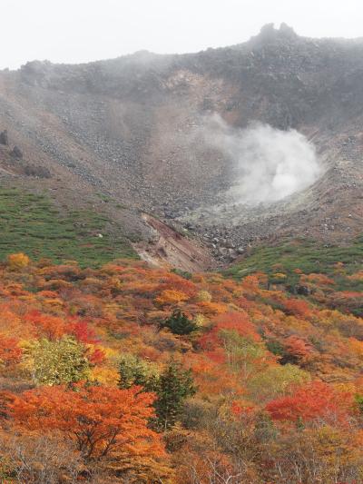 那須茶臼岳の紅葉ハイキング