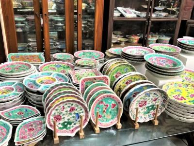 2022 シンガポール旅行　4泊5日　=3日目＝『世界はほしいモノにあふれてる』Pottery Jungle  プラナカン食器を買いに行こう