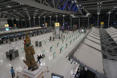 タイ旅行4～5日目　スワンナプーム国際空港、ロイヤルシルクラウンジ、帰国