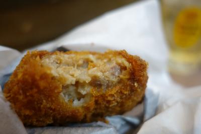 20221103-4 上野 肉の大山、メンチとハイボールでサクッと呑んで。