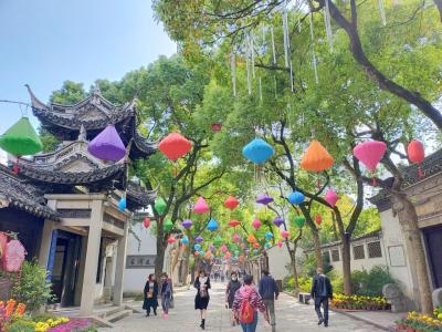 高鉄乗って無錫日帰り旅No.１　無錫のアプリ灵錫が登録できない！まさかこのまま引き返し？　なんとか恵山古鎮に到着　まずは無料エリアを散策